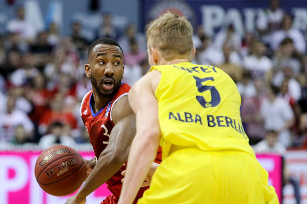 她都经历了 她都经历了