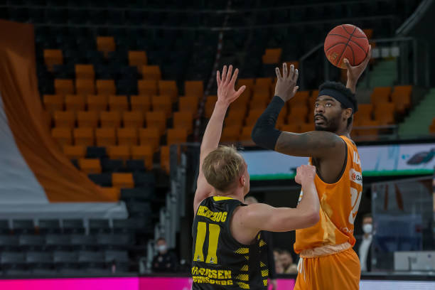 这些出色的 这些出色的